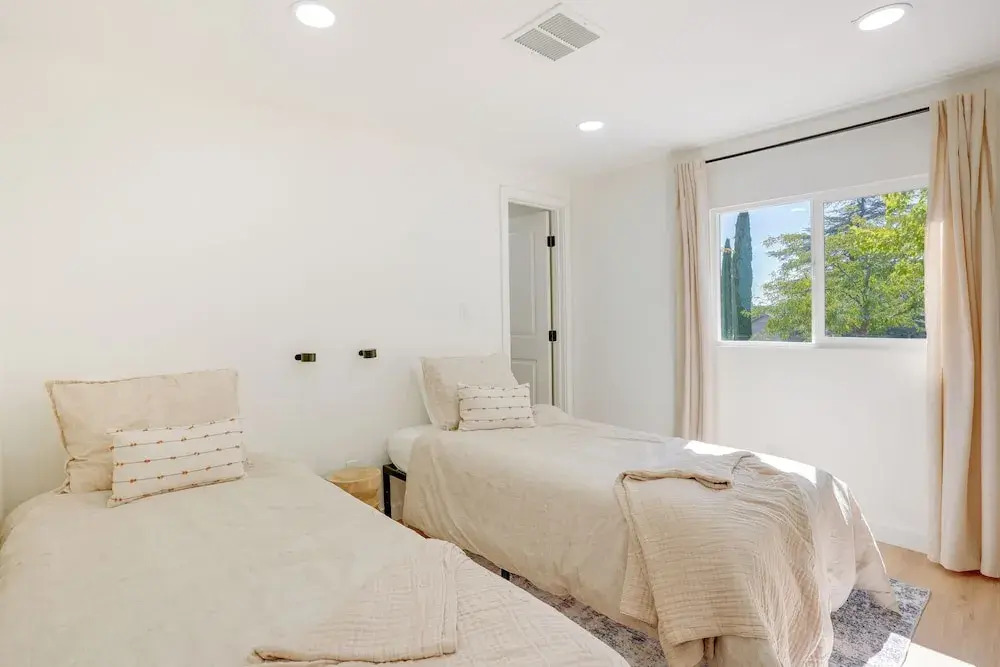 Mtn Views: Bright & Airy Sedona Home!