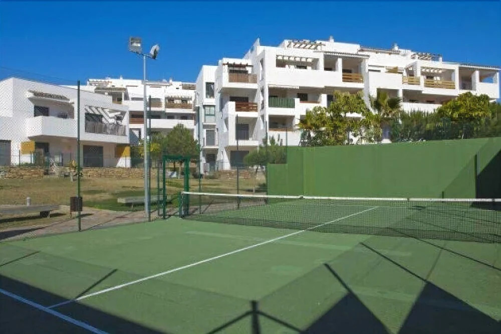 Large Terrace Apartment and near the Pool Ref 38