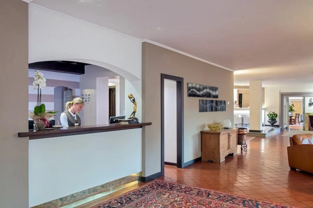 St. Mauritius Hotel