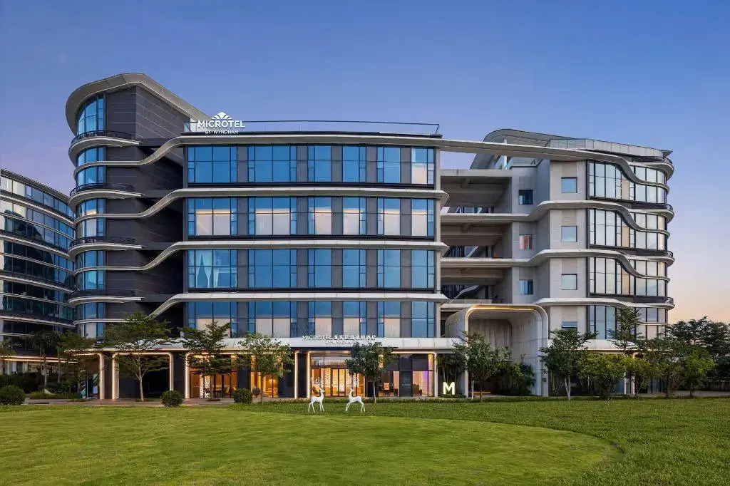 Microtel by Wyndham Haikou Meilan International Airport