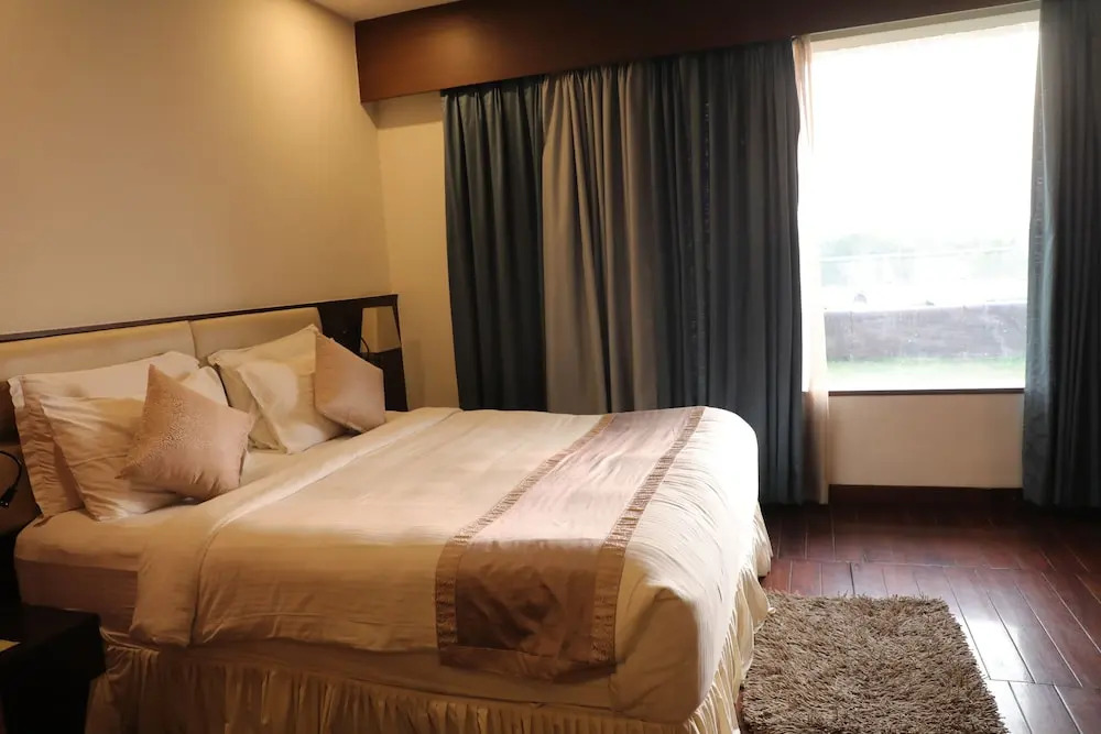 The Alcor Hotel