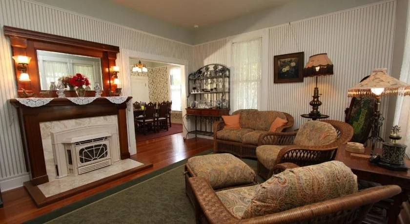 Case Ranch Inn