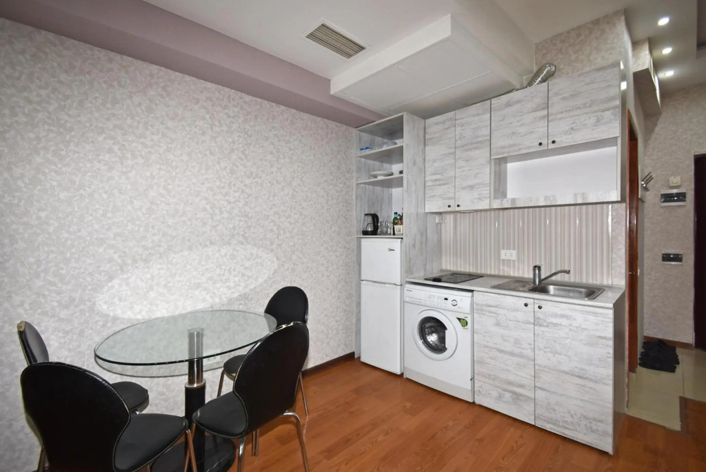 Apartment No 8, Abovyan Street
