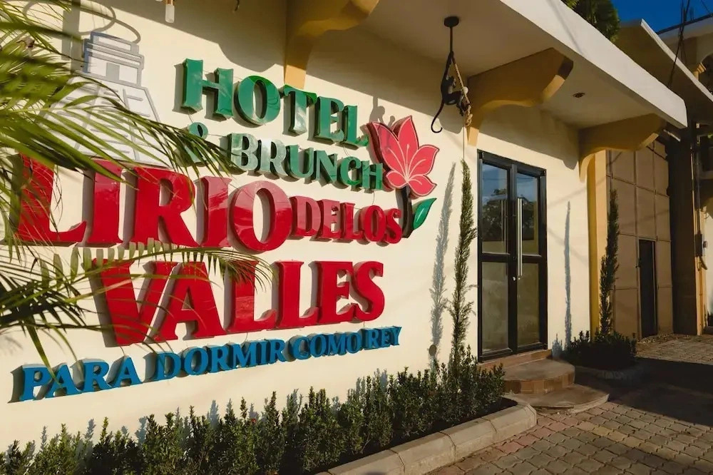 Hotel & Brunch Lirio de los Valles