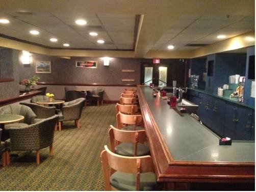 The Moraine Inn Suites & Conference Center