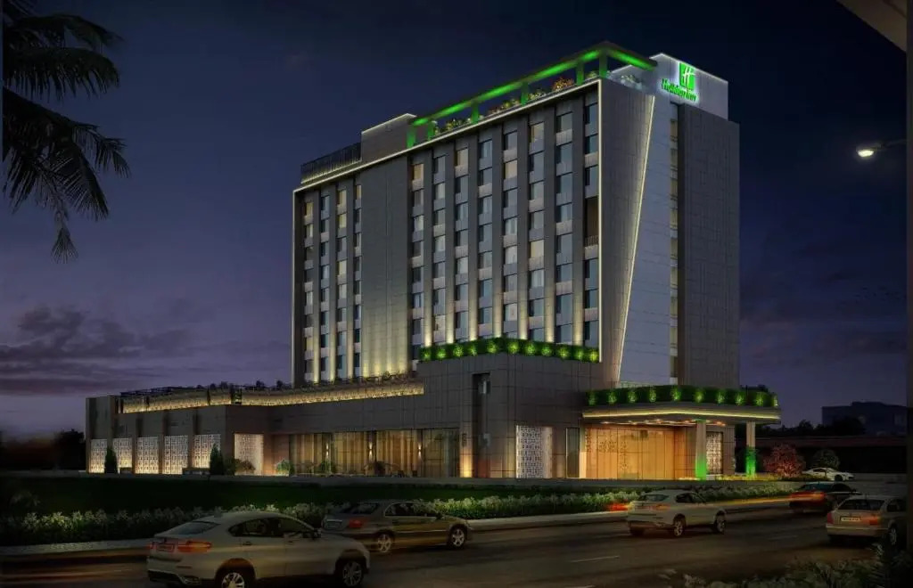Holiday Inn Lucknow Airport by IHG