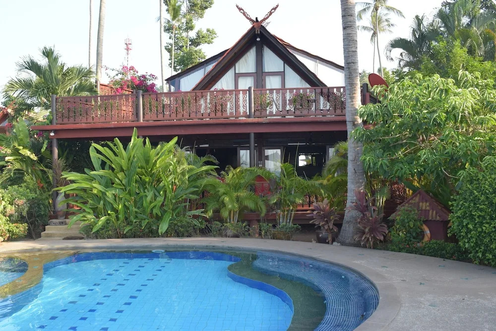 4 bedroom beachfront Villa 3 SDV024-By Samui Dream Villas