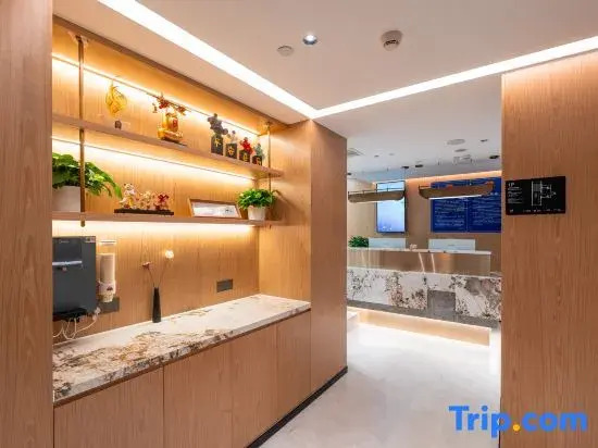 Mingjing Hotel (Beijing National Stadium Huixin Xijie Beikou Subway Station)