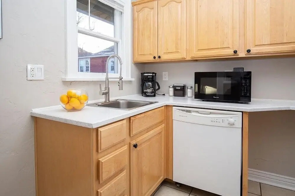 Cozy Carriage House | Walk to UNC | + Free Bikes