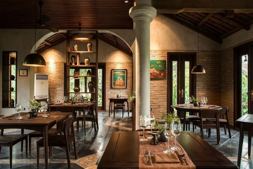 Nham Village Resort