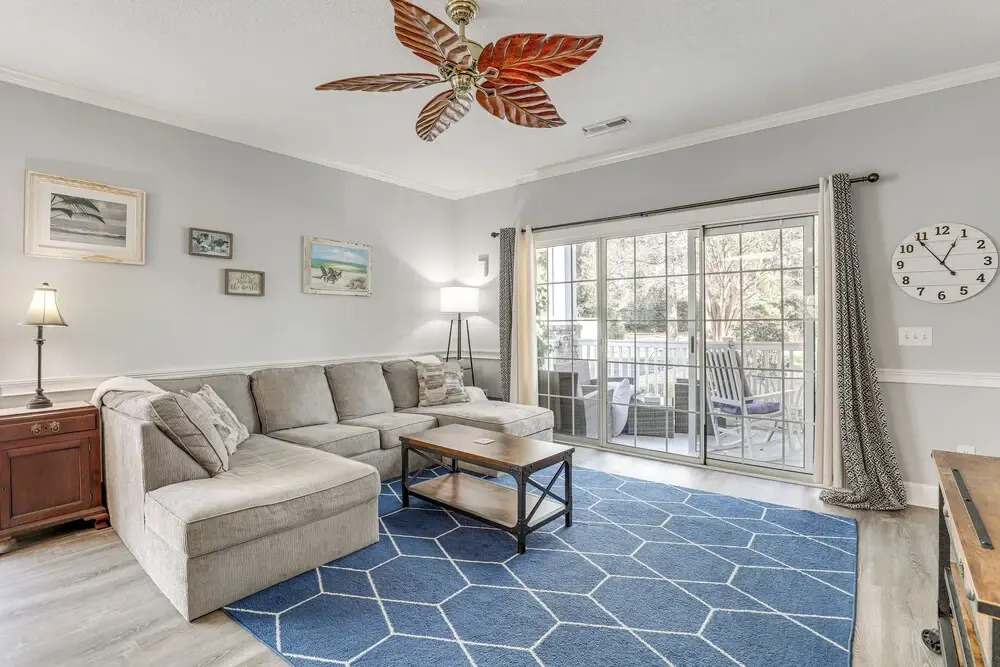 The Magnolia Green: Golf Views, Pool & Patio