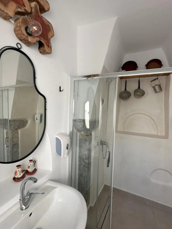 Astra House Braxasi