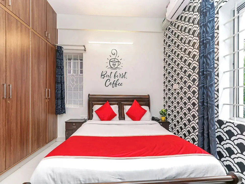 OYO 10026 Hotel Kings Suites