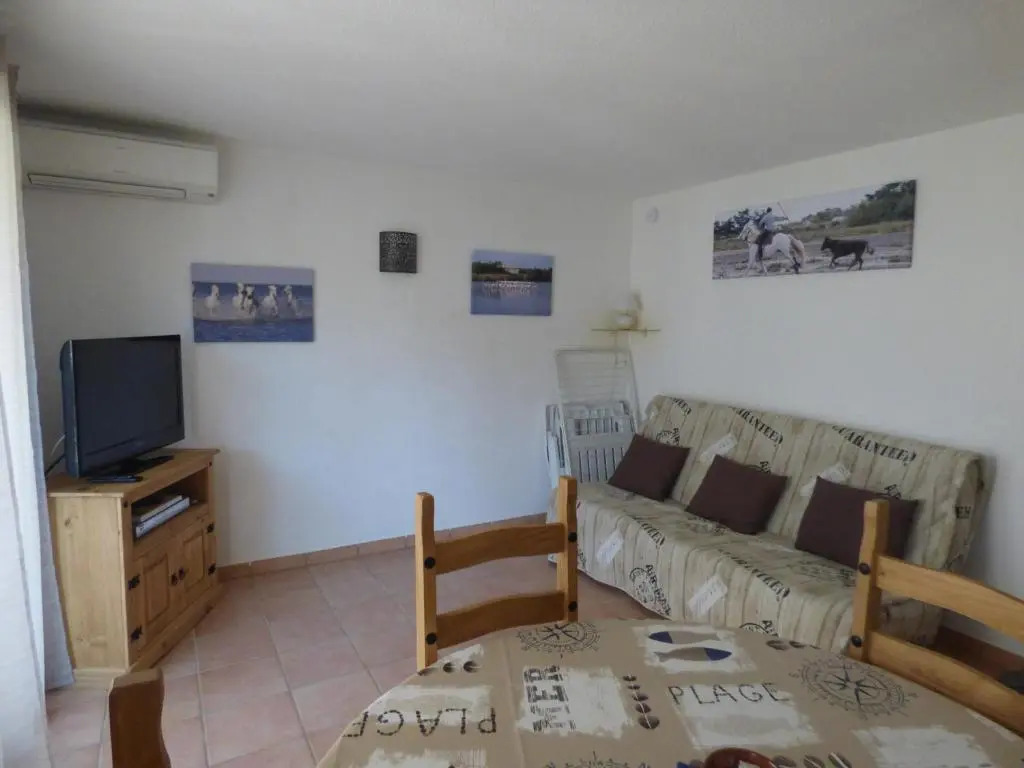 Appartement Saintes-Maries-de-la-Mer, 2 pièces, 4 personnes - FR-1-475-27