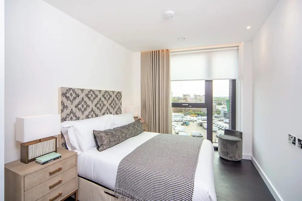 Thornes House Apartments