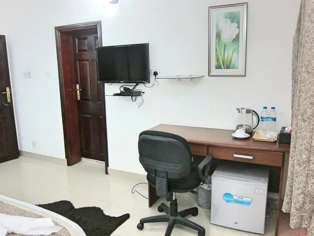 Gurunar Guesthouse Victoria Island