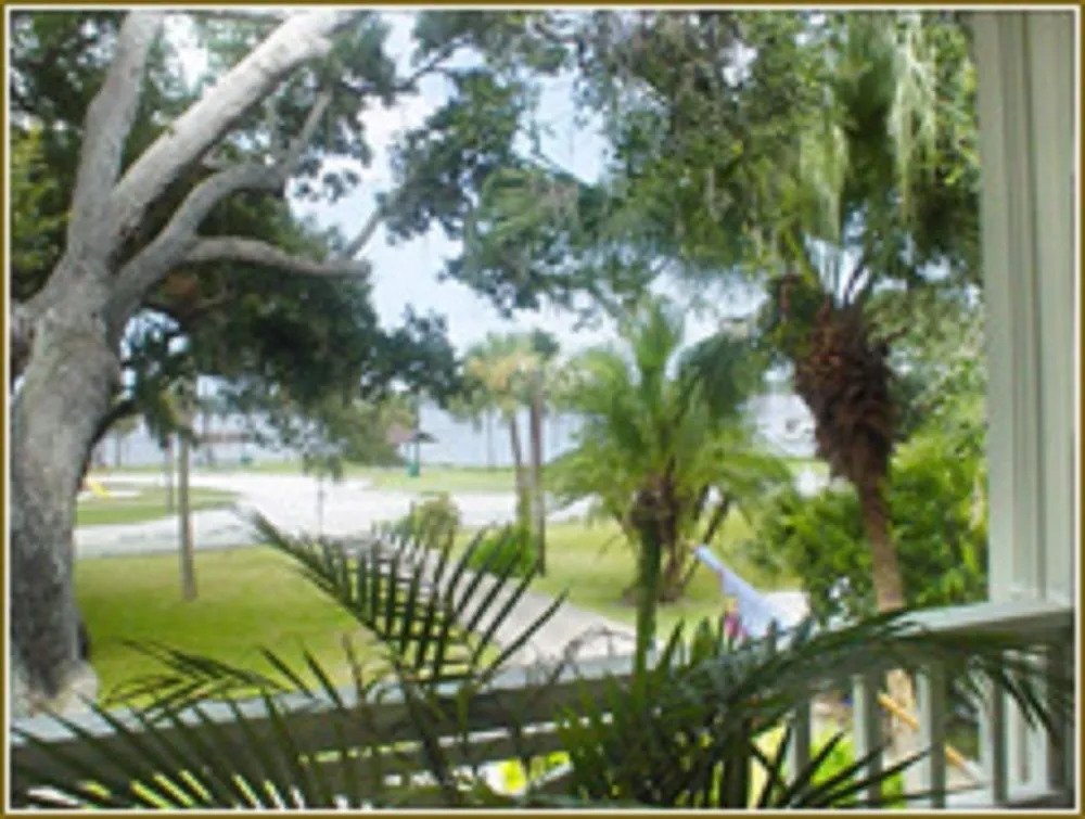 River Lily Inn Bed And Breakfast