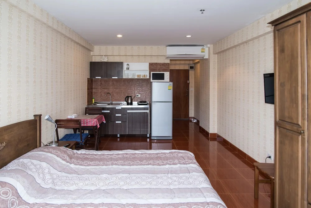 Jomtien Beach Condominium Rimhad A