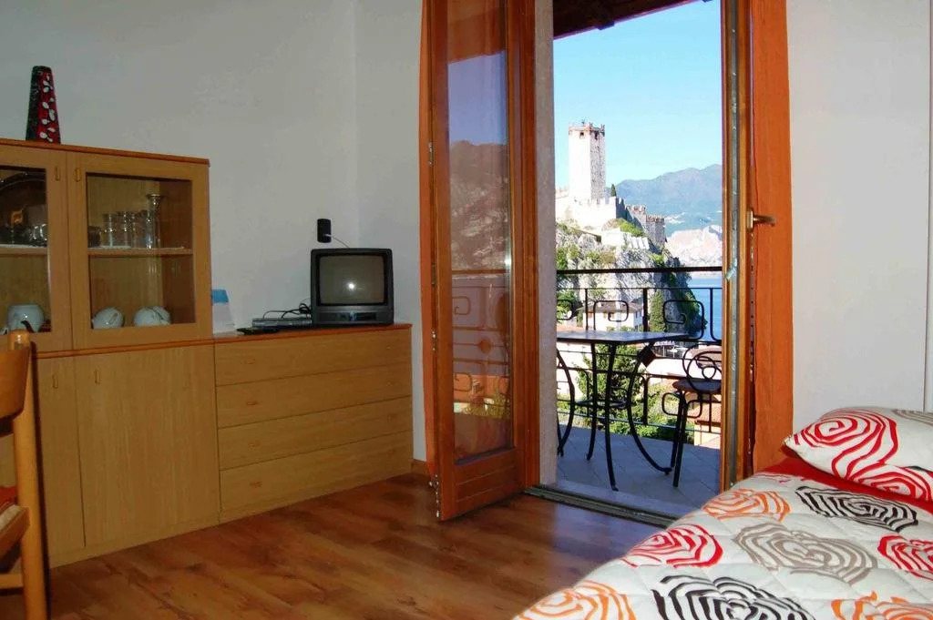 Casa Guarnati Lake View Apartments