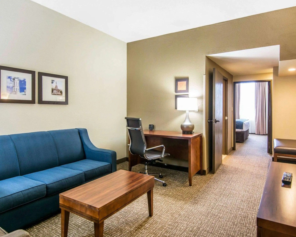 Comfort Suites Fredericksburg South