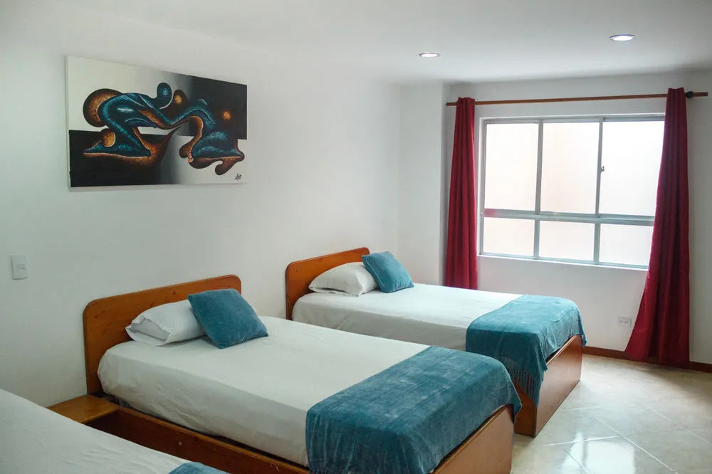 Hotel White House