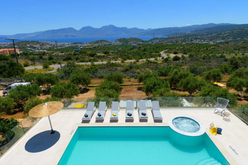 Luxuty 3 bedroom villa