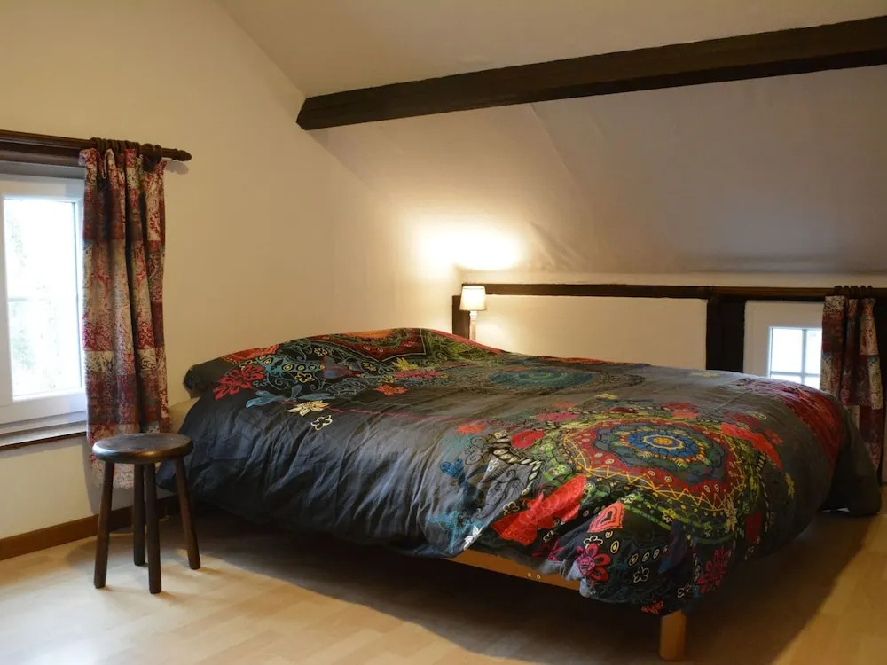 Cozy Cottage in Han-sur-Lesse near Forest