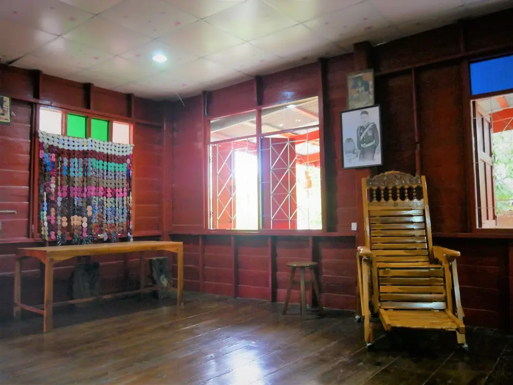 World Homestay