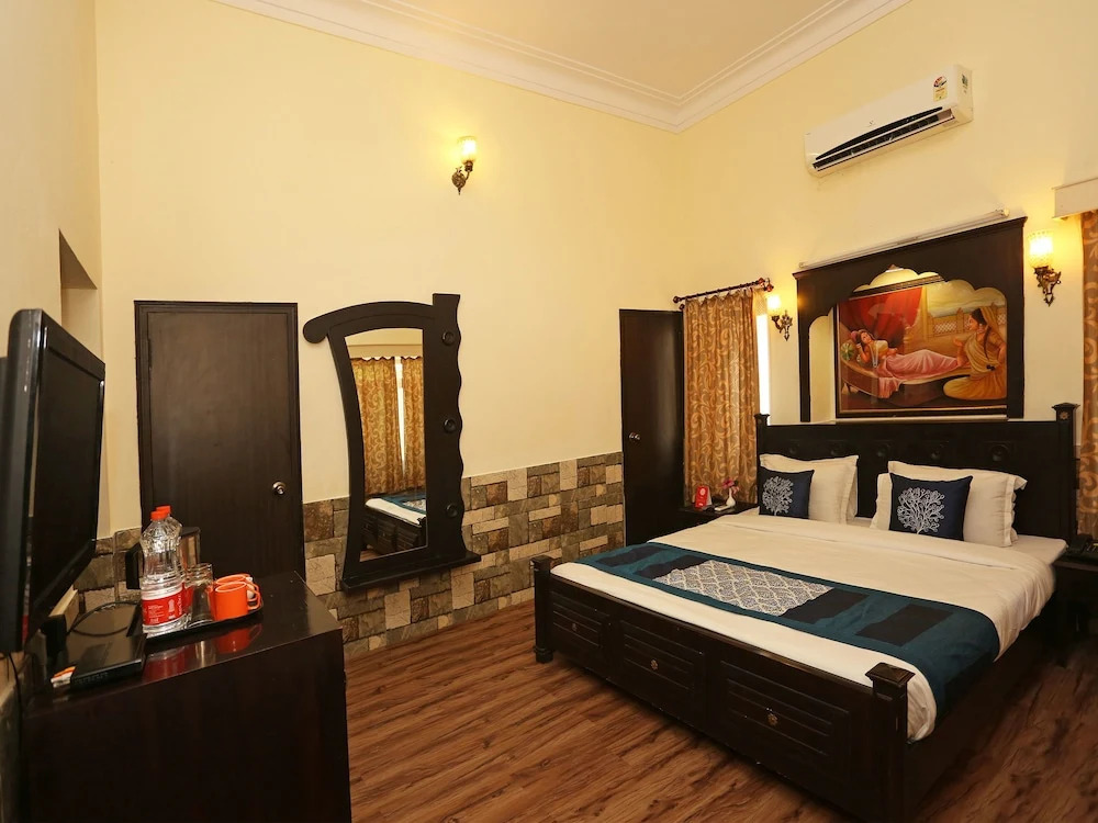 OYO 9666 Hotel The Fateh