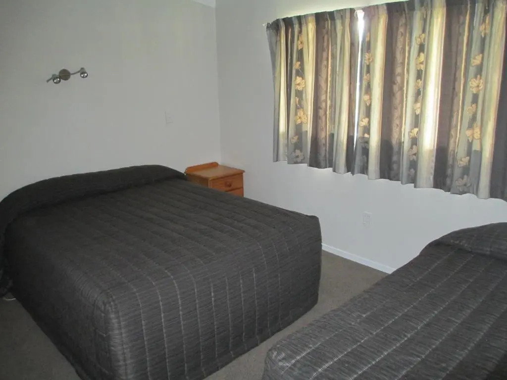 Palm Pacific Resort & Motel