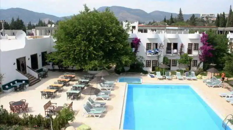 Flora Safir Hotel
