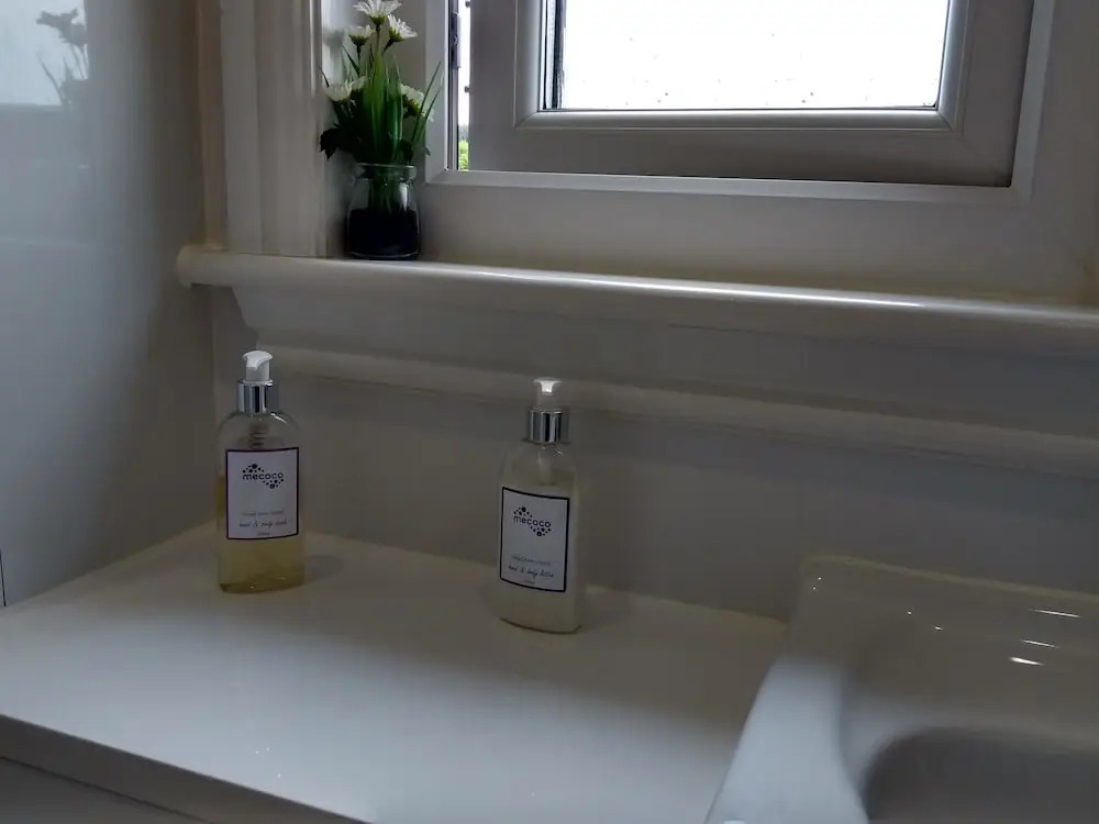 Cleeves Cabins, Arran Luxury Lodge With hot tub