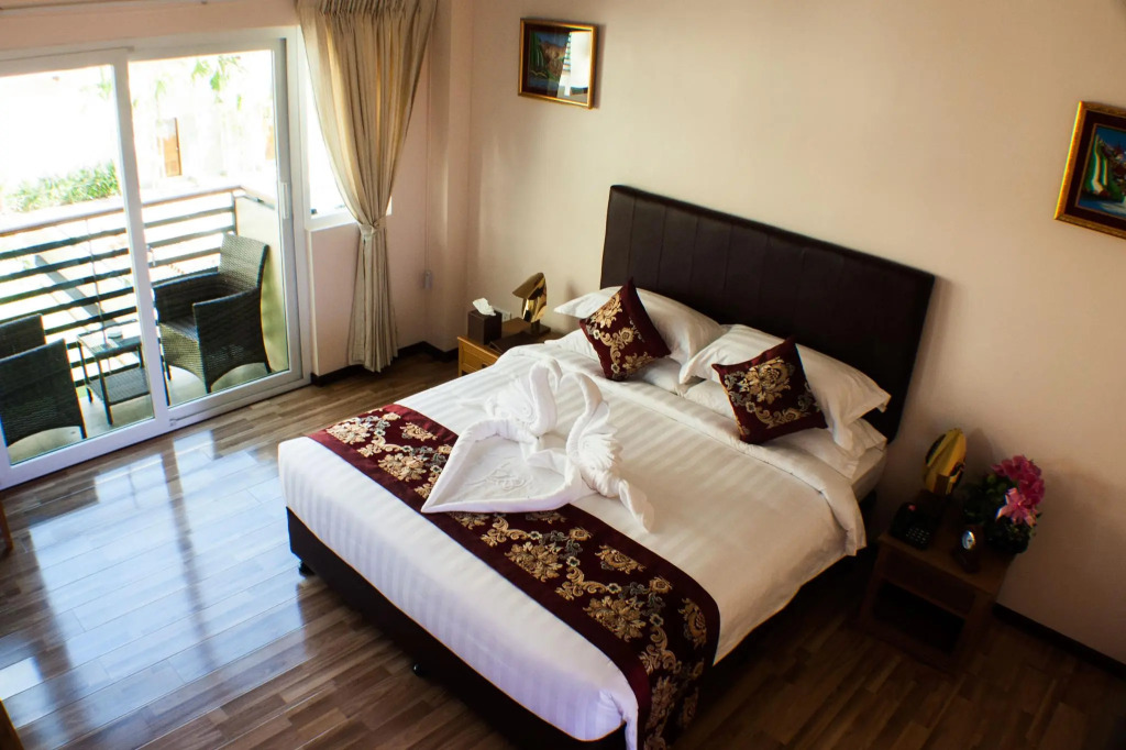 Hotel Sincere Smile Yangon