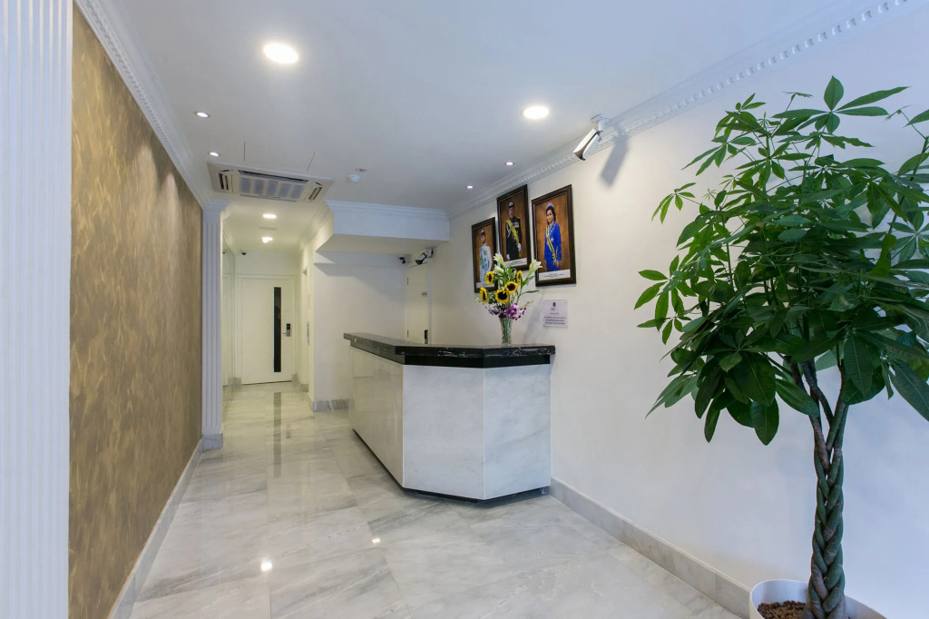 Belllo Hotel JB Central