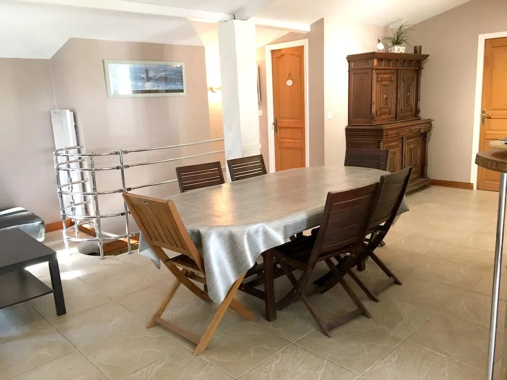 House With 5 Bedrooms In Le Bois Plage En Re With Enclosed Garden 100 M From The Beach