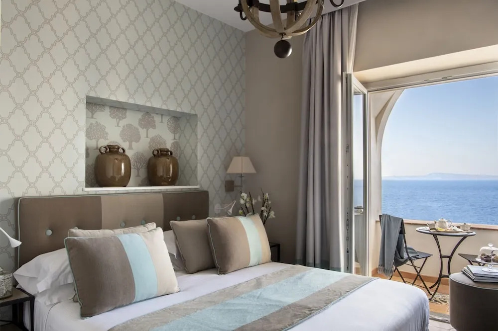 Amore Rentals - Villa Galidia