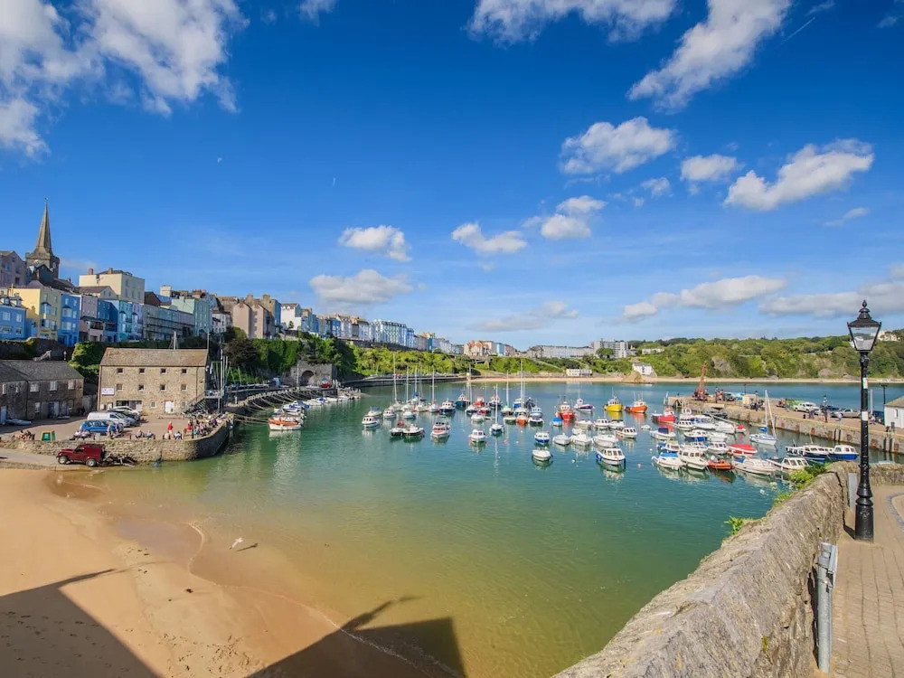 Modern Holiday Home in Saundersfoot With Garden