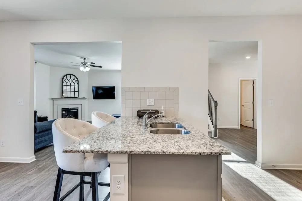 Near Atl! Spacious Townhome w/ Patio & WFH Setup