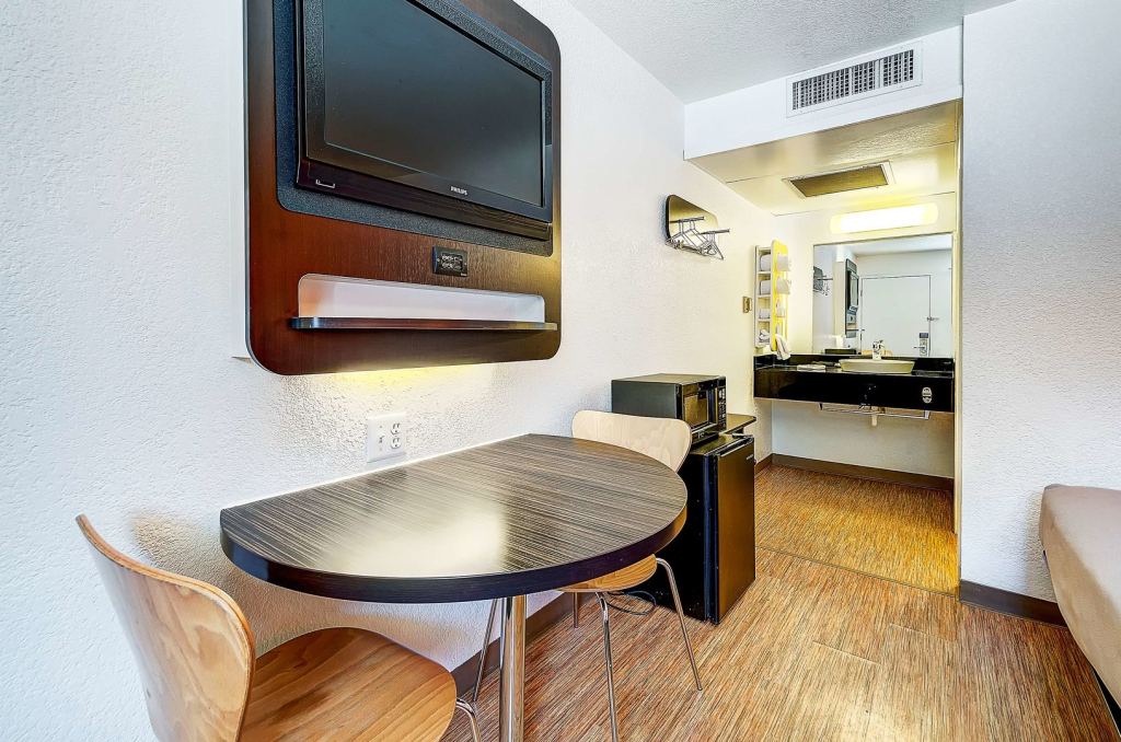 Park Inn by Radisson, Thornton