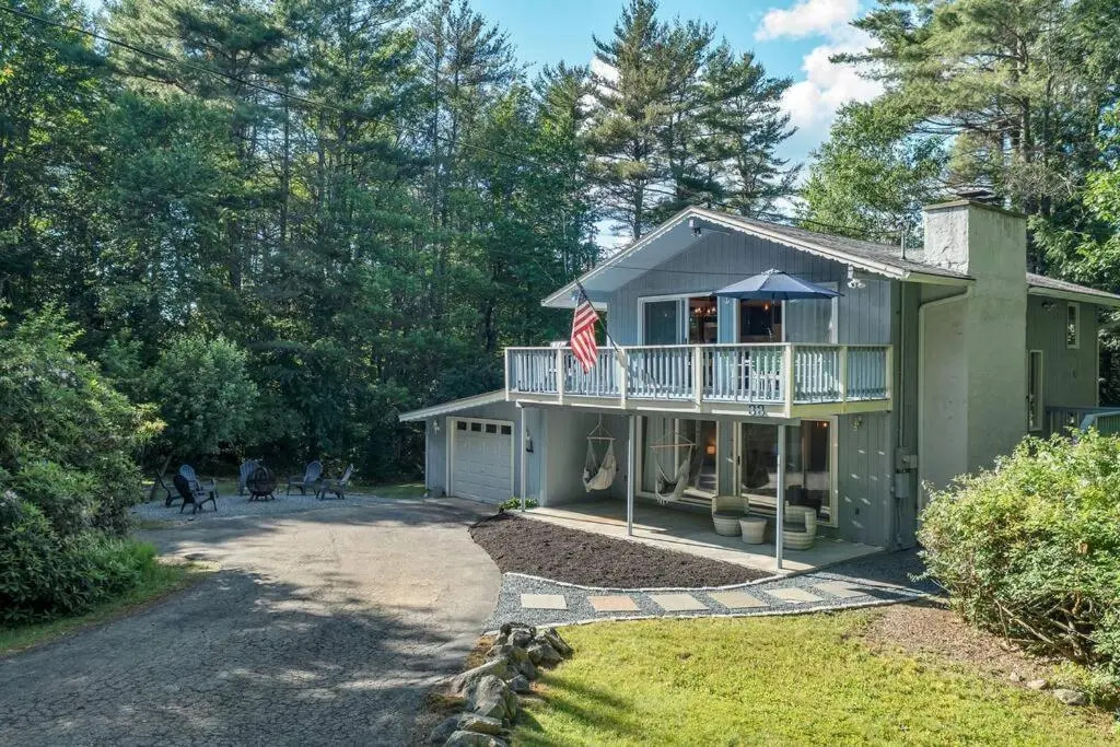 Gunstock & Lakes Region Year Round Chalet