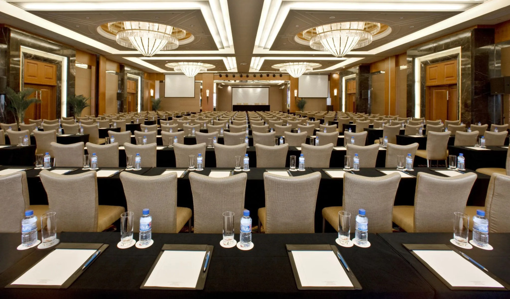 Merryland Traders Hotel