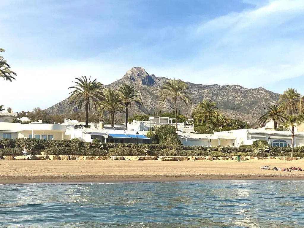 Beautiful Penthouse apartment on Golden mile, near beach