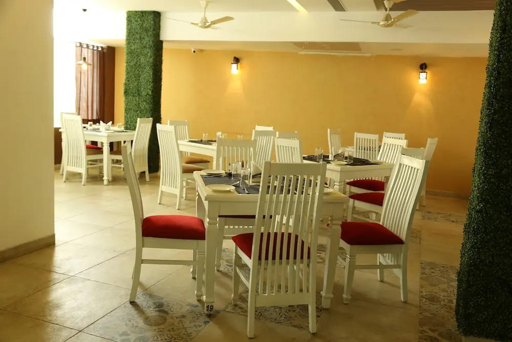 Hotel Amber Castle