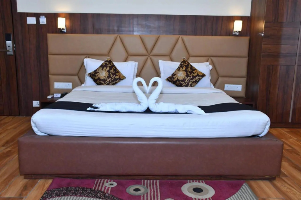 Hotel Bhagyaraj Palace - Best Hotel In Kanpur