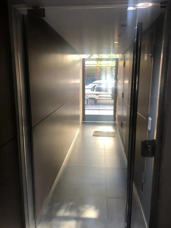 Suites & Studios 6