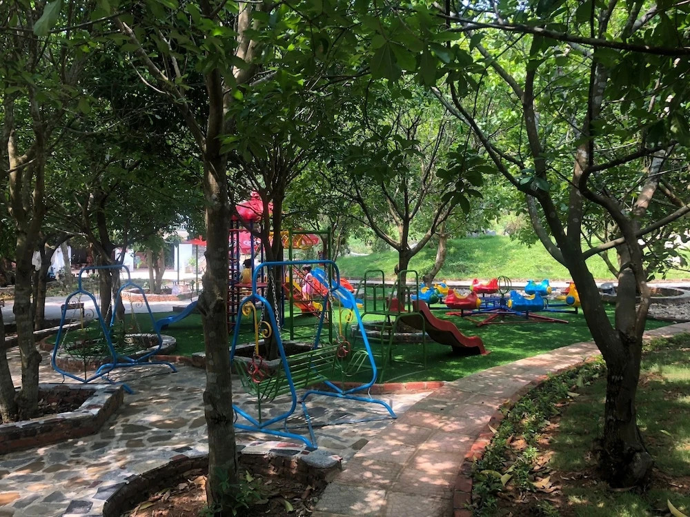 Green Pines Resort