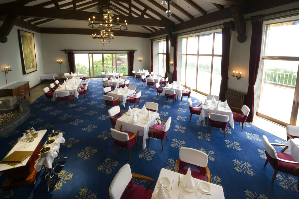 Kawana Hotel
