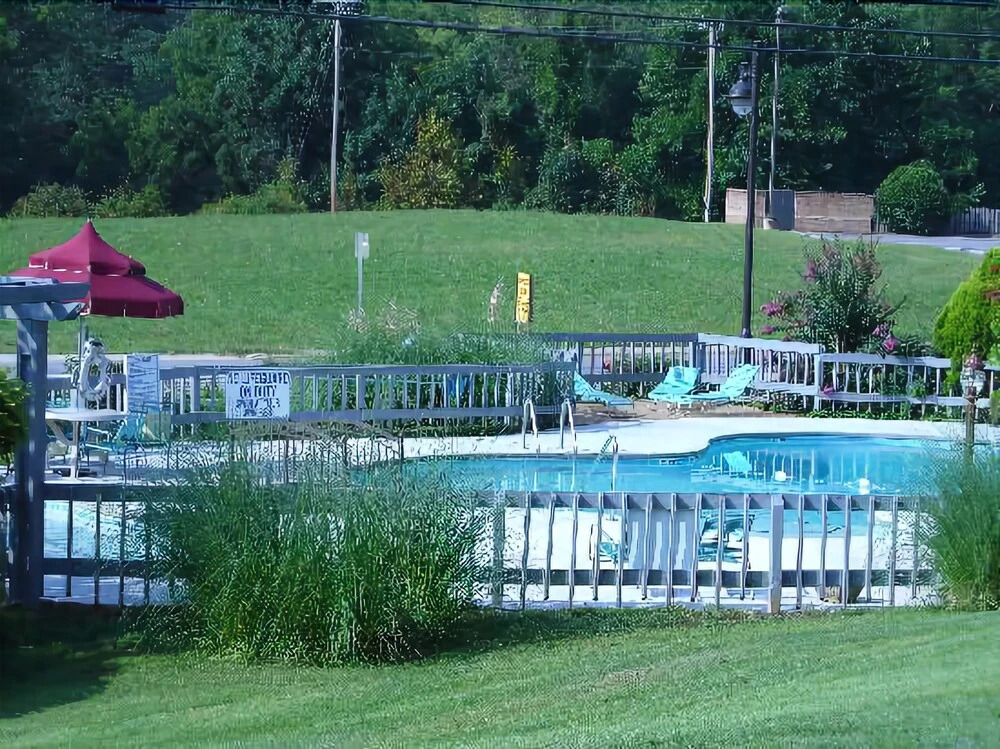 El Camino Motel - Cherokee