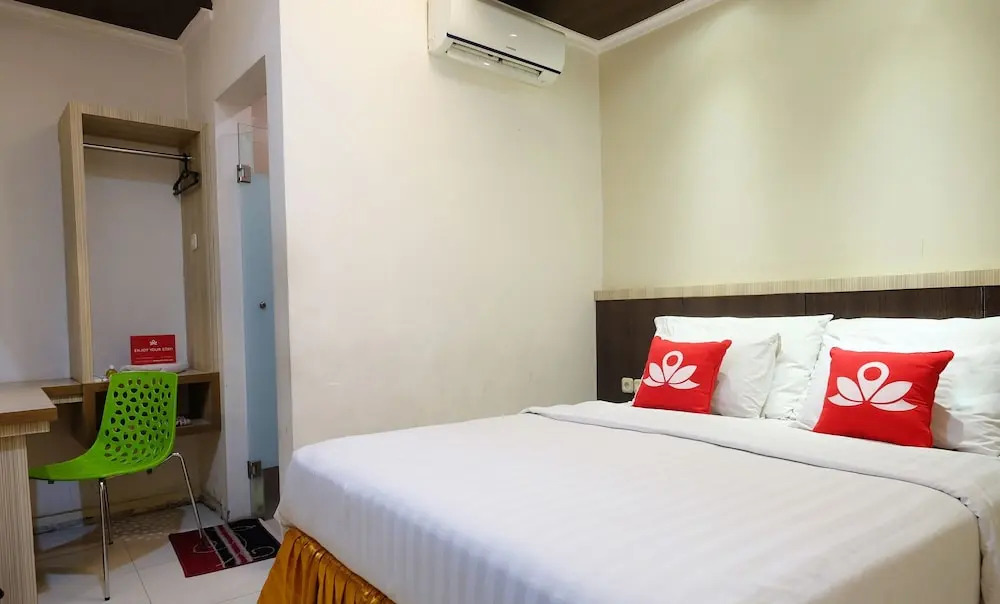 ZEN Rooms Basic Kalimas Sunan Ampel