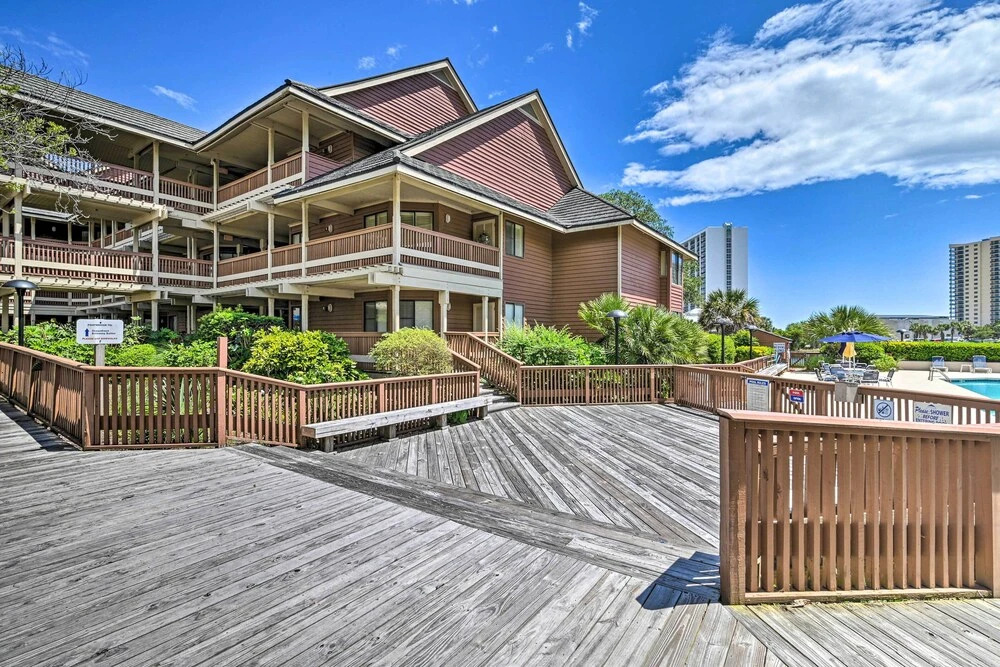 Lakefront Myrtle Beach Condo w/ Shared Pools!